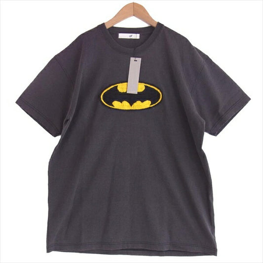 サウスフォーエフセブンティーシックス バットマン エンブレム メンズ Tシャツ グレー系 グレー系 XL【新古品】【未使用】【中古】