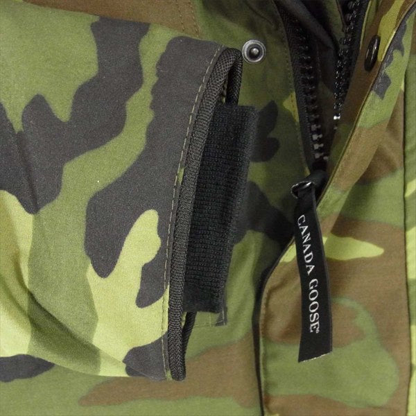CANADA GOOSE カナダグース 国内正規 サザビーリーグ 4550M MAITLAND PARKA CAMO メイトランド パーカ カモ ダウン ジャケット カーキ(オリーブグリーン)系 S/P【中古】