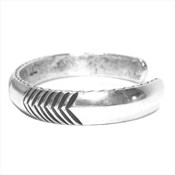 PERRY SHORTY ペリーショーティー ナバホ Coin Silver コインシルバー バングル シルバー【中古】