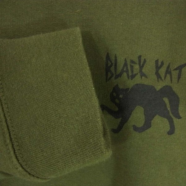 BEDWIN & THE HEARTBREAKERS ベドウィンアンドザハートブレイカーズ 19AB2870 L/S C-NECK SWEAT LOU BLACK KAT プリント クルーネック 裏起毛 スウェット カーキ(オリーブグリーン)系 3【中古】