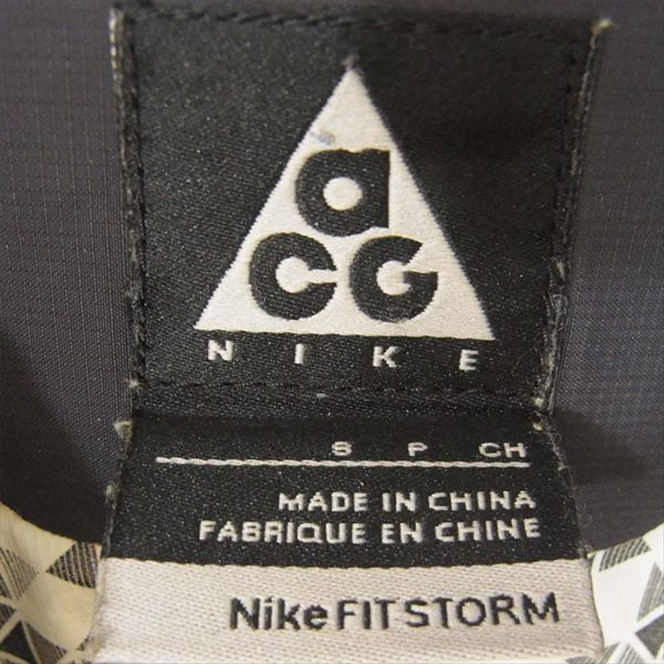 NIKE ACG ナイキ エーシージー FIT STORM フーディー マウンテンパーカー ナイロンジャケット ブラック系 S【中古】