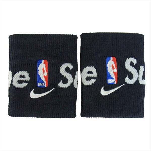 Supreme シュプリーム × ナイキ NIKE 19SS NBA Wristband リスト バンド リストバンド ロゴ ブラック系 Free【美品】【中古】