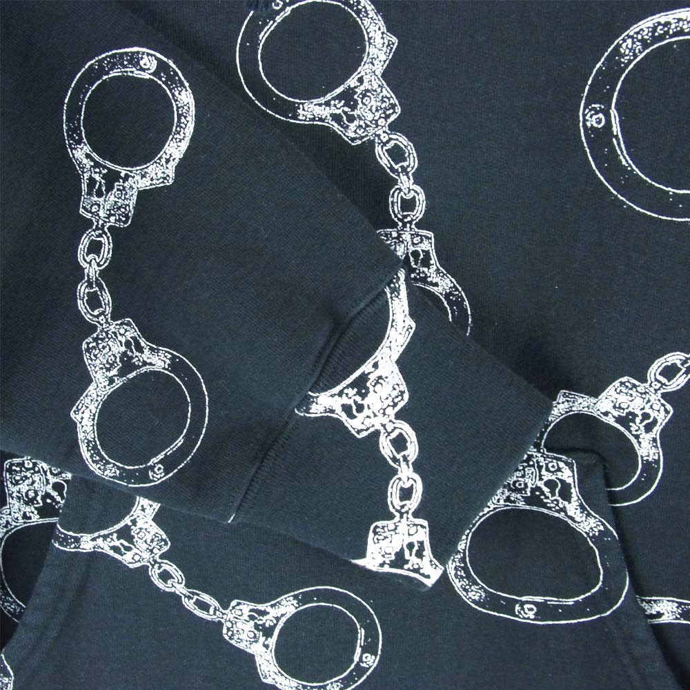 Supreme シュプリーム 17AW Handcuffs Hooded Sweatshirt 手錠プリント プルオーバー パーカー ブラック系 M【中古】