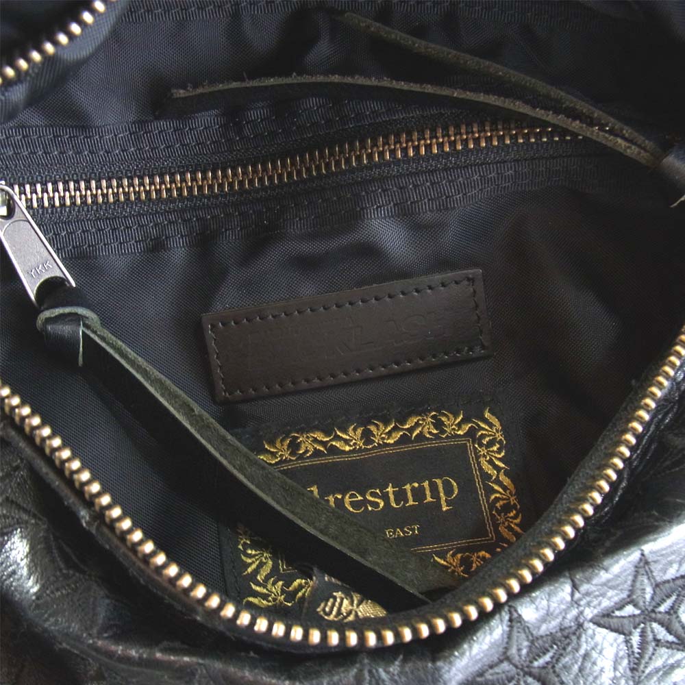 イサムカタヤマバックラッシュ ドレストリップ drestrip スター刺繍 ショルダーバッグ ブラック系【中古】