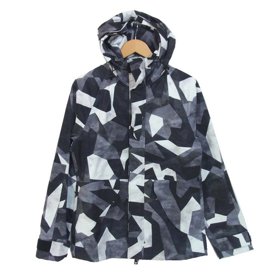 AKM エイケイエム PET040 MOUNTAIN PARKA マウンテンパーカー カモ ブラック系 M【美品】【中古】