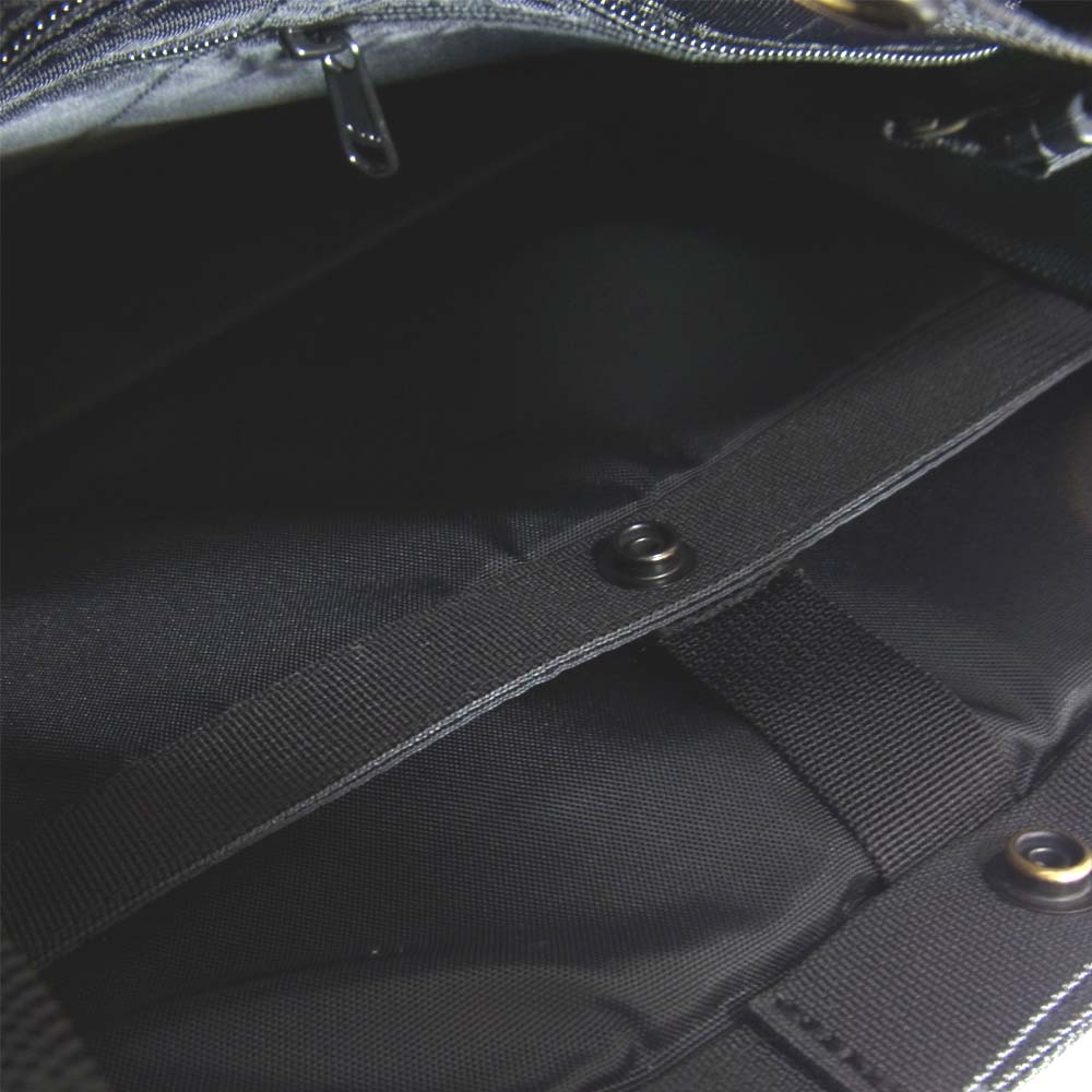 BRIEFING ブリーフィング UA別注 SQ TOTE ブラック系【極上美品】【中古】