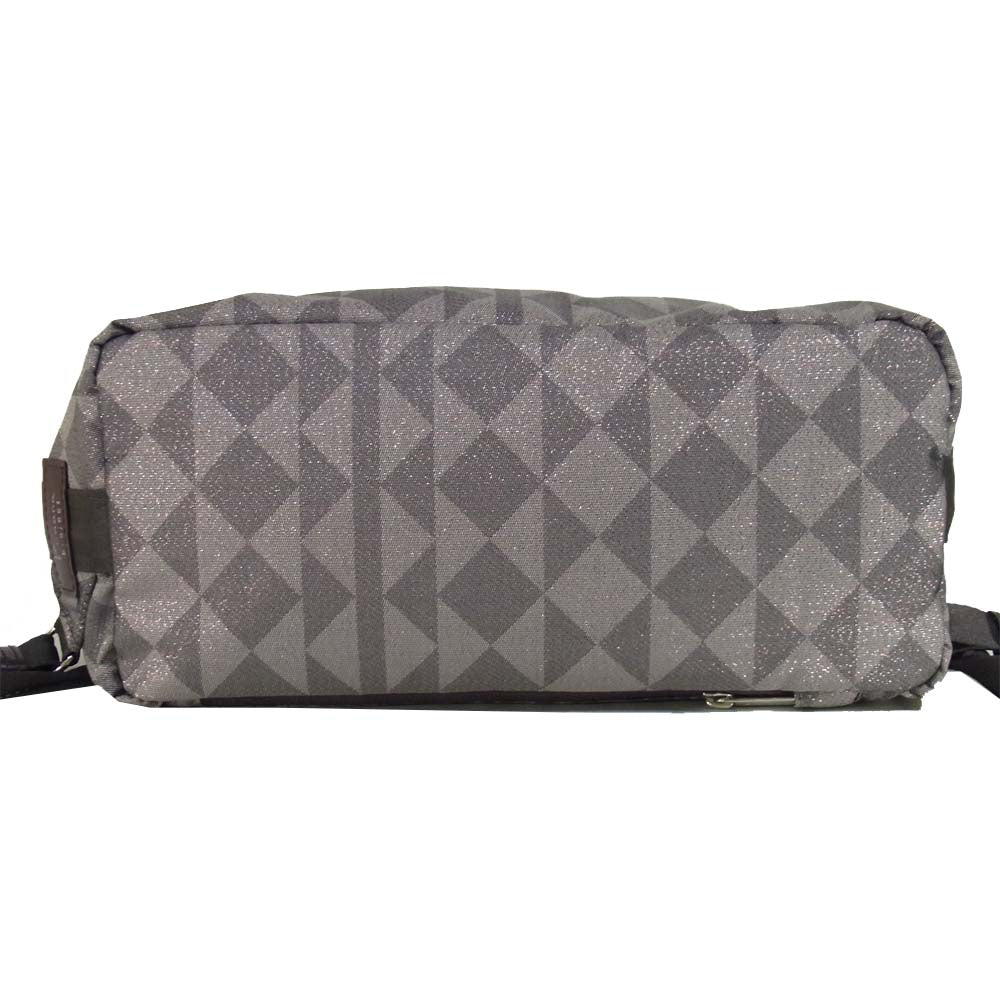 カナナ モノグラム リュック グレー系【美品】【中古】