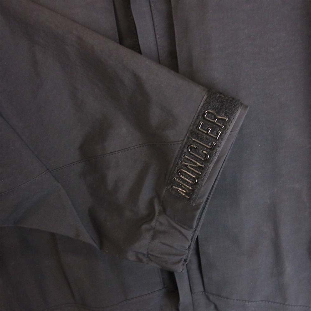 MONCLER モンクレール 20AW FRAGMENT Kool & the Gang Love & Understanding LEON フラグメント レオン ナイロン マウンテンパーカー ジャケット ブラック系 2【中古】
