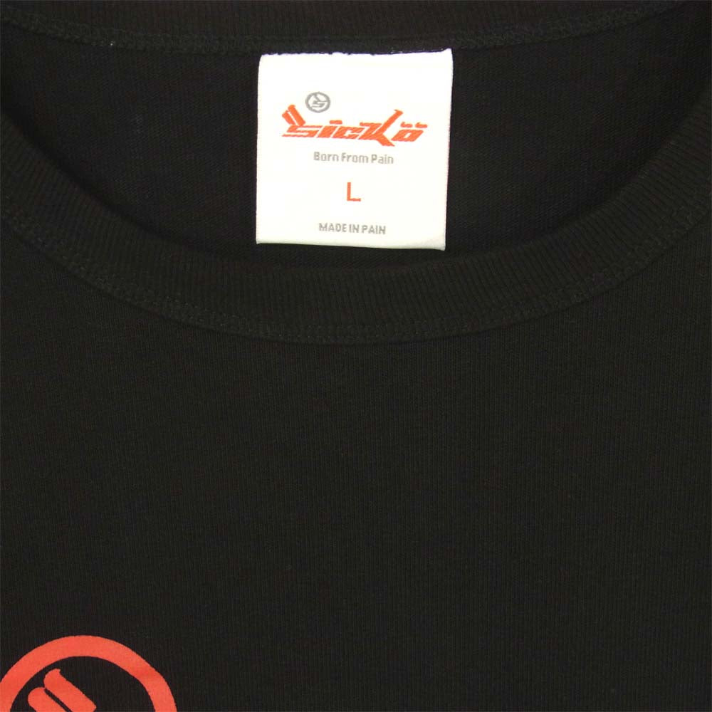 シッコ Born From Pain ボーンフロムペイン ロゴ 半袖 Tシャツ ブラック系 L【新古品】【未使用】【中古】