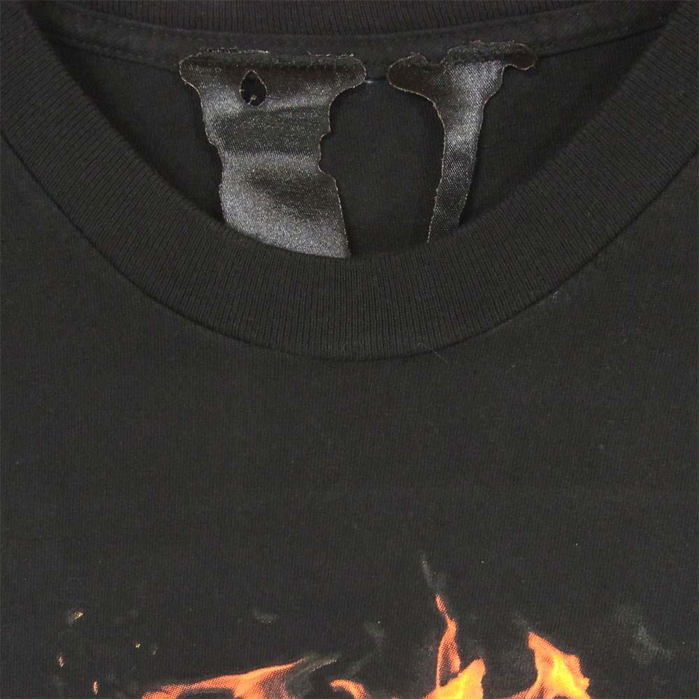ヴィーローン 独立記念日 ファイヤーパターン LOVE ロゴ 半袖 Tシャツ ブラック系 L【極上美品】【中古】