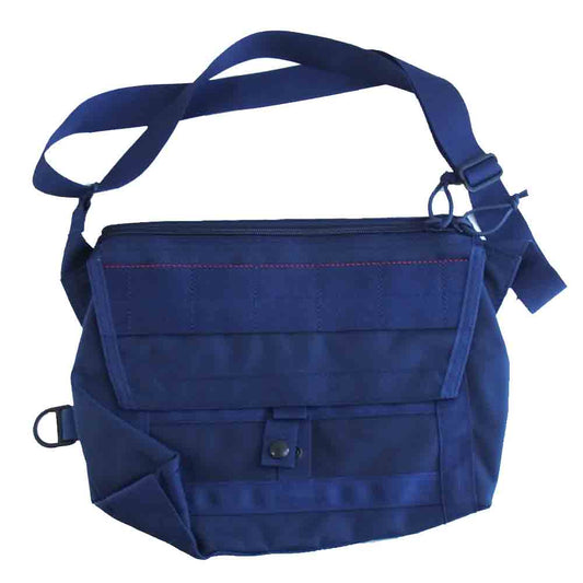 BRIEFING ブリーフィング ビームスプラス BAEMS PLUS AIR FORCE BLUE LINE USA製 ナイロン メッセンジャーバッグ ネイビー系【美品】【中古】