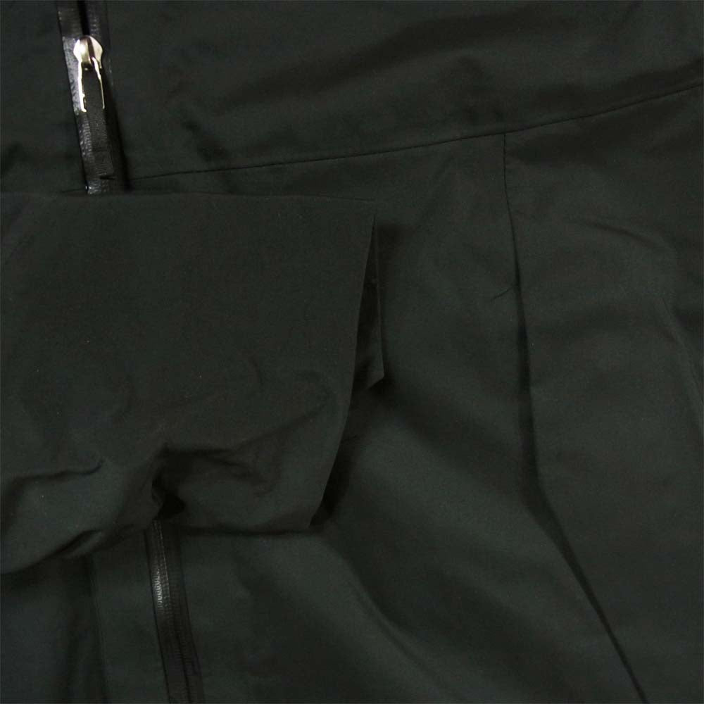 ARC'TERYX アークテリクス ヴェイランス ナイロン モニターダウンコート カナダ製 ブラック系 M【美品】【中古】