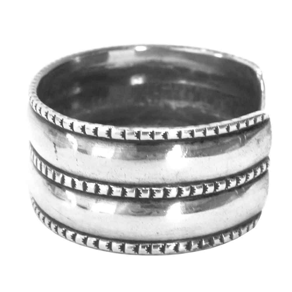 PERRY SHORTY ペリーショーティー ナバホ Coin Silver コインシルバー バングル シルバー系【中古】