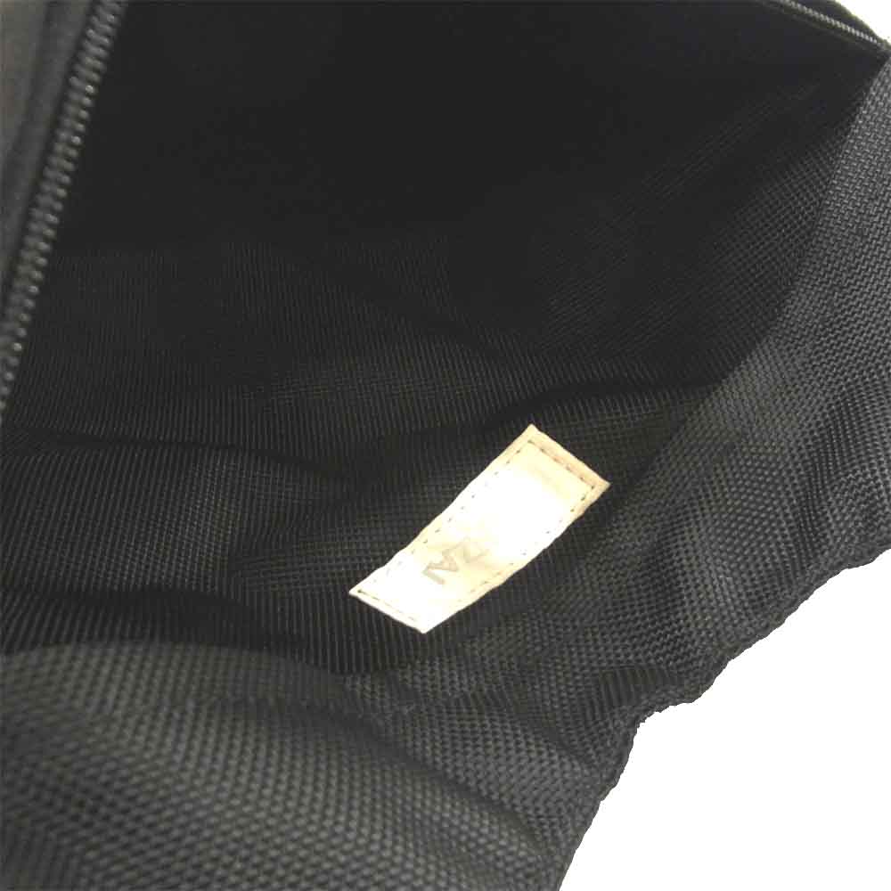 バンザイ MINI BODY BAG ミニ ボディ バッグ ブラック系【美品】【中古】