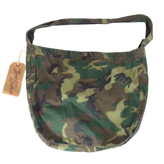 TENDERLOIN テンダーロイン 21SS NEWS PAPER BAG ニュースペーパー ショルダー バッグ カーキ系【極上美品】【中古】