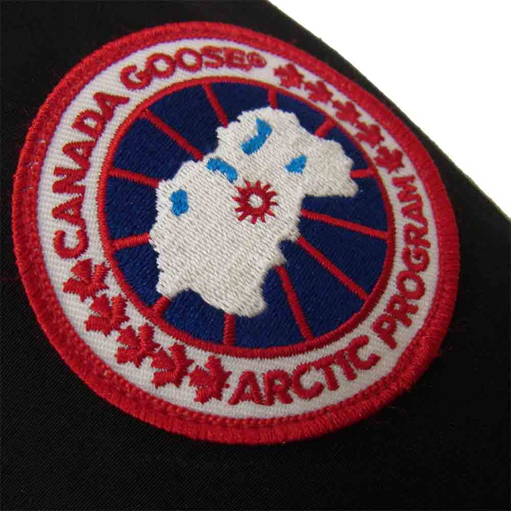 CANADA GOOSE カナダグース 2506LA KENSINGTON PARKA FF slimfit ケンジントン パーカー ブラック系 XS/TP【中古】