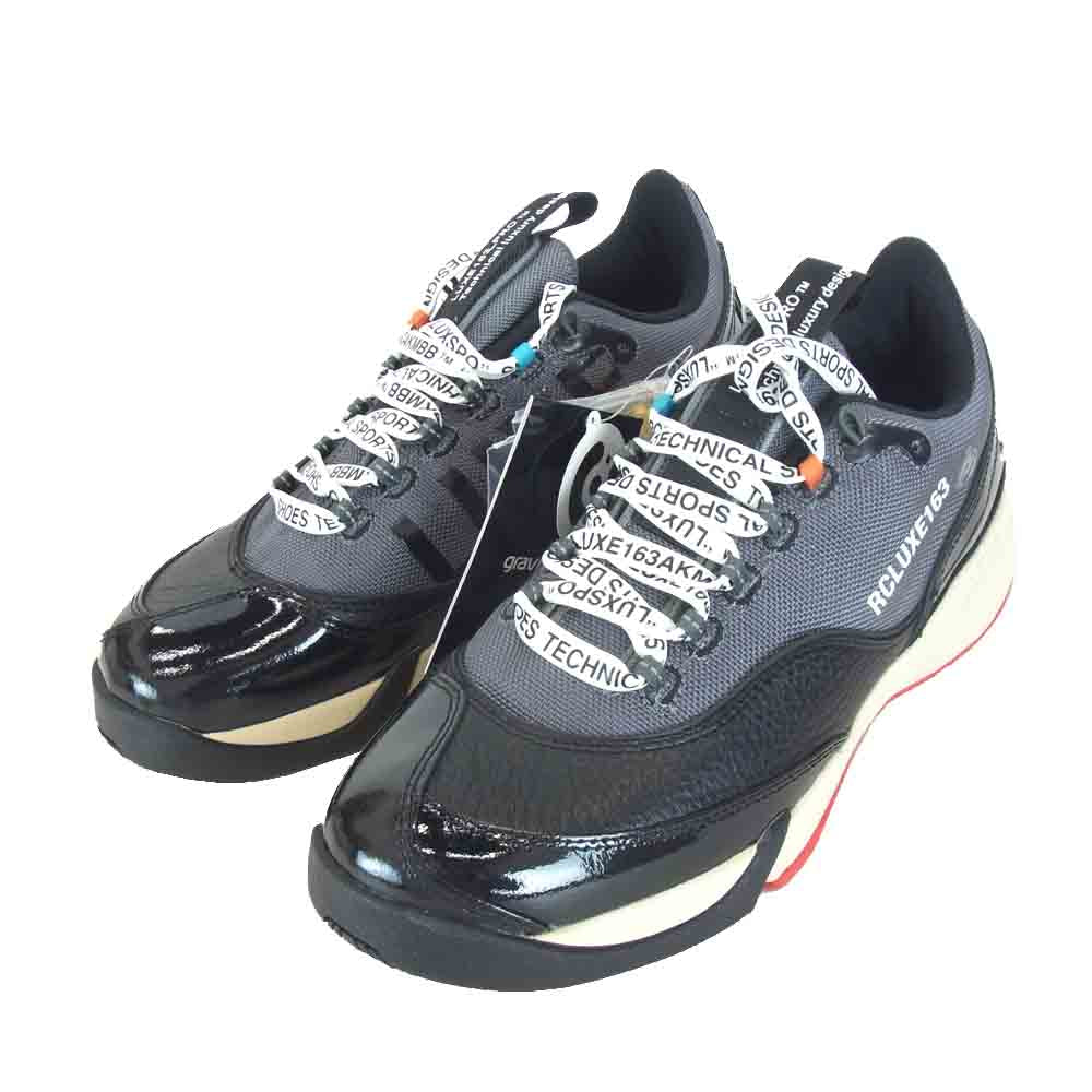 AKM エイケイエム x GRAVIS グラビス LUXE NLS 163 KONA BLACK/RED LXG003 ブラック系 グレー系 27.5cm【美品】【中古】