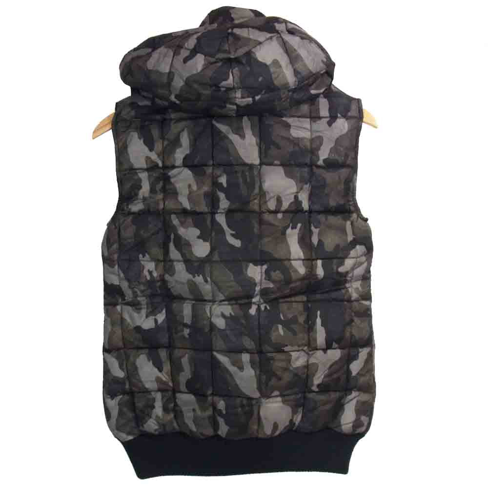 AKM エイケイエム × DUVETICA デュベティカ カーキ系 XL【美品】【中古】
