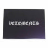 VETEMENTS ヴェトモン SS20SA009 ゴシック フォント アイフォン ケース IPHONE11 PROMAX　 ブラック系【中古】
