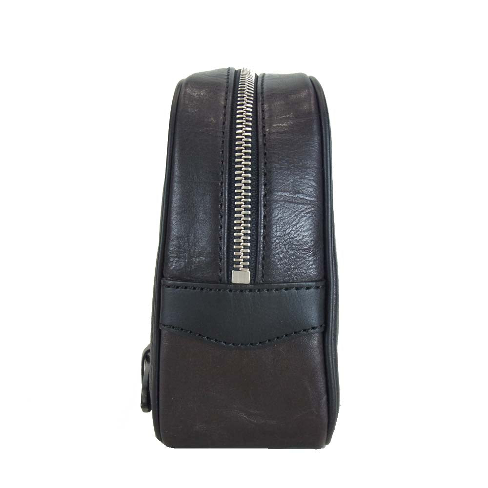 ソメスサドル 未使用 ルヴァード レザー クラッチ バッグ ブラック系【極上美品】【中古】