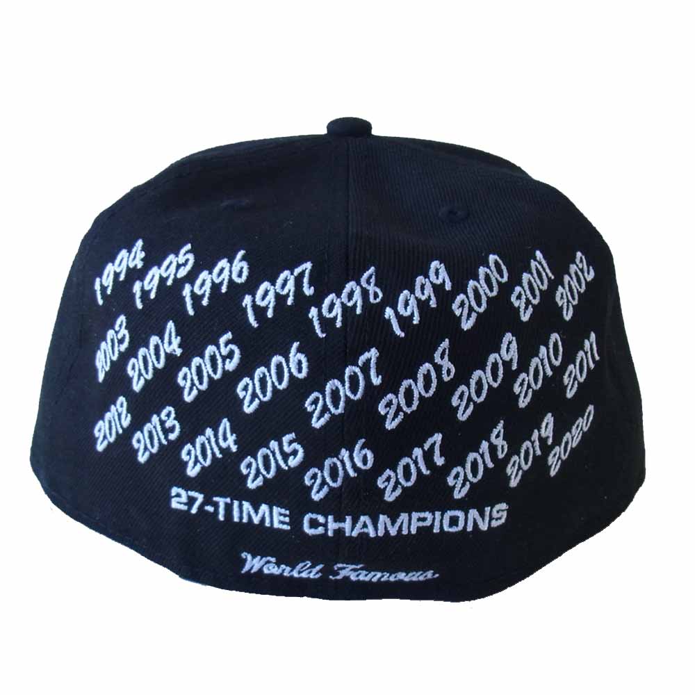 Supreme Champions Box Logo New Era 7-1/4