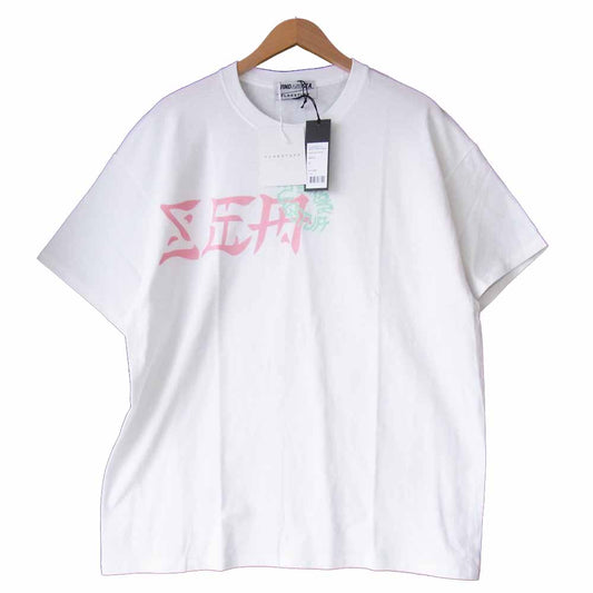 ウィンダンシー 20AW × フラグスタフ FLAGSTUFF クルーネック 半袖 ロゴ プリント Tシャツ ホワイト系 XL【新古品】【未使用】【中古】