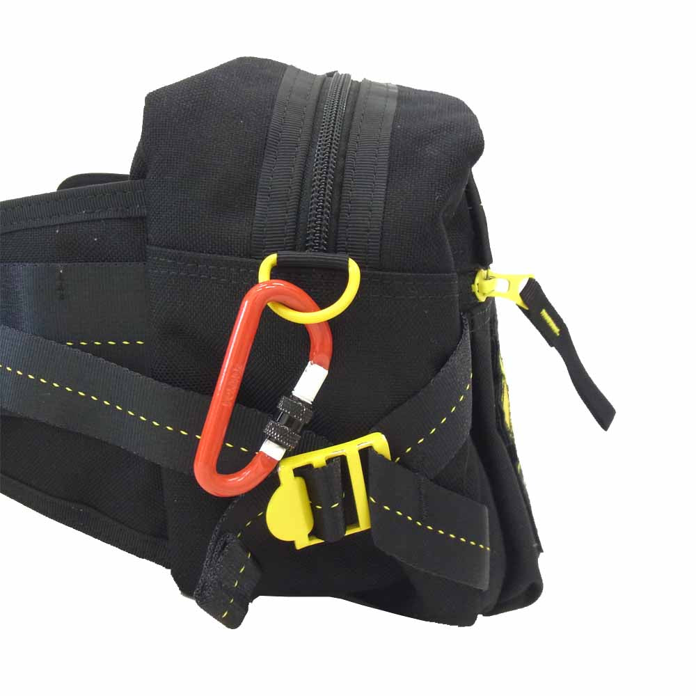PORTER ポーター Pokemon ポケモン ピカチュウ ウエストバッグ ボディバッグ ブラック系【美品】【中古】