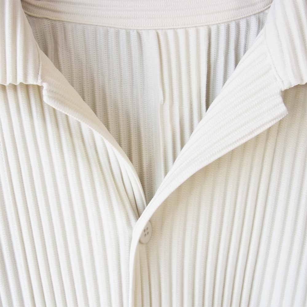 ISSEY MIYAKE イッセイミヤケ HOMME PLISSE オムプリッセ HP08-JJ106 プリーツ加工 半袖シャツ オフホワイト系 4【美品】【中古】