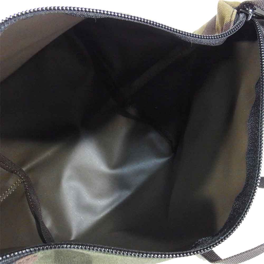Herve Chapelier エルベ・シャプリエ グリーンレーベルリラクシング 別注 ビッグ ポシェット カモ カーキ系【極上美品】【中古】