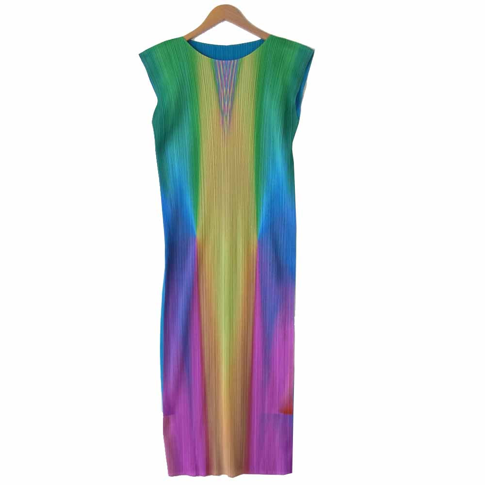 PLEATS PLEASE プリーツプリーズ PP79-JH877 ISSEY MIYAKE イッセイミヤケ プリーツ加工 マルチカラー グラデーション ノースリーブ マキシ丈 ワンピース マルチカラー系 3【美品】【中古】