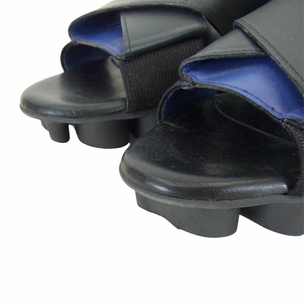 PLEATS PLEASE プリーツプリーズ AJ501 ISSEY MIYAKE イッセイミヤケ ストラップ サンダル ブラック系 24.5cm【中古】