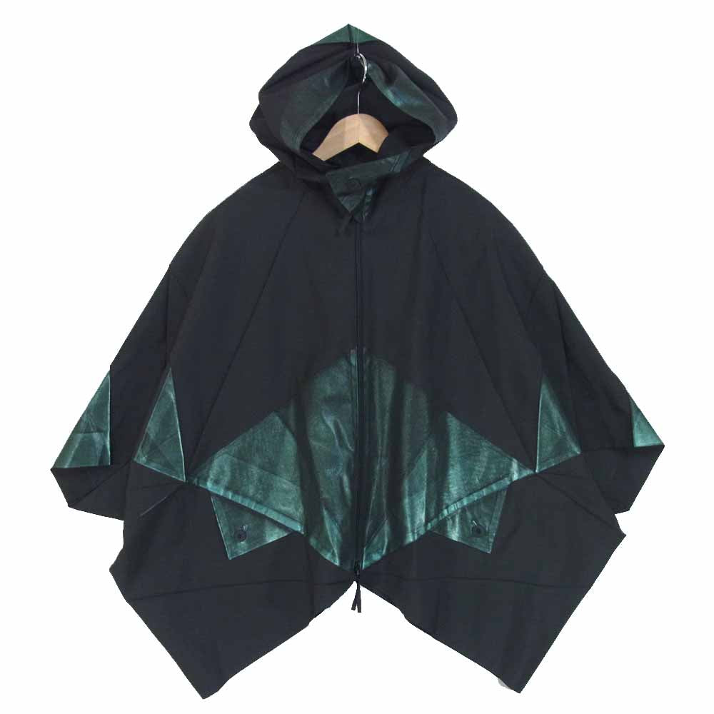 ISSEY MIYAKE イッセイミヤケ IL43FC803 132 5. 平面立体 変形パーカー 黒×緑系 3【美品】【中古】