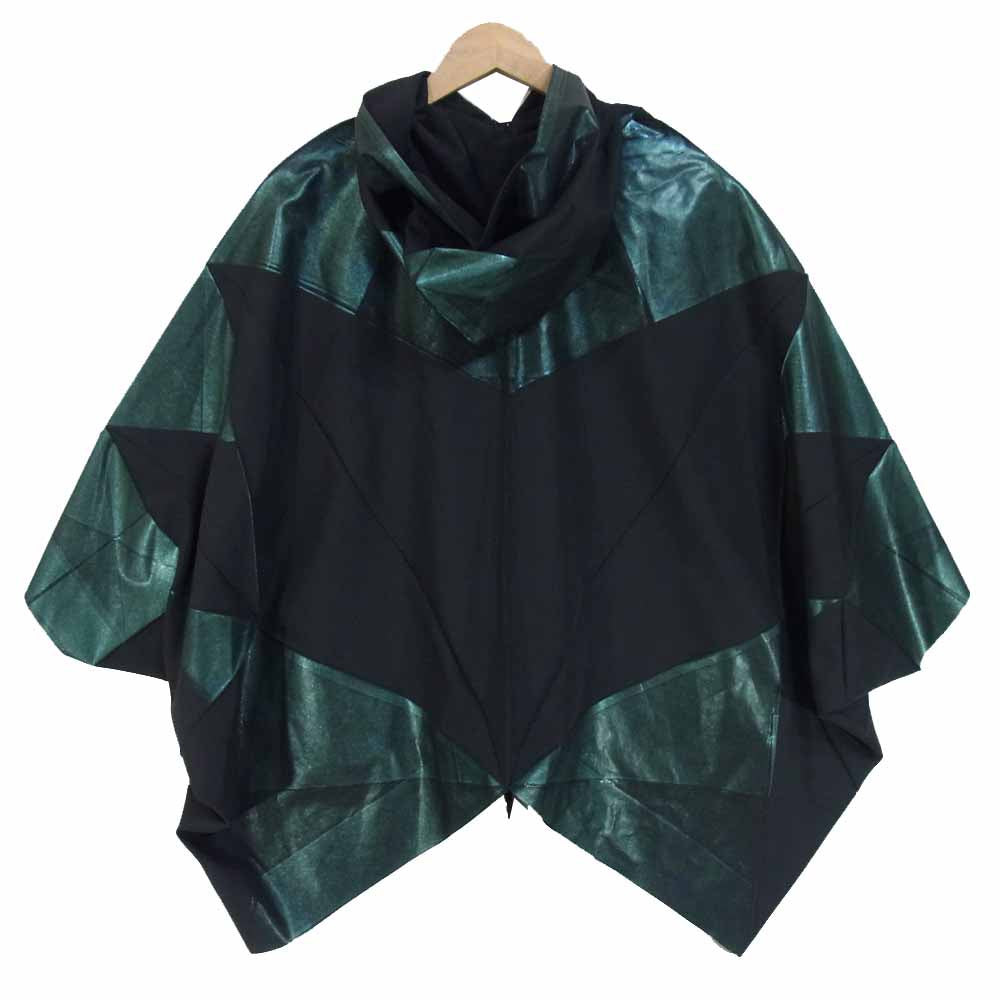 ISSEY MIYAKE イッセイミヤケ IL43FC803 132 5. 平面立体 変形パーカー 黒×緑系 3【美品】【中古】