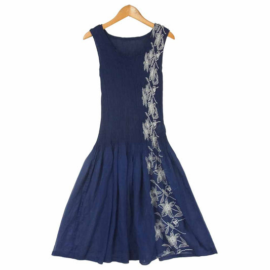 ISSEY MIYAKE イッセイミヤケ MI81FH433 me ミー フラワー 刺繍 ノースリーブ ワンピース ネイビー系【中古】