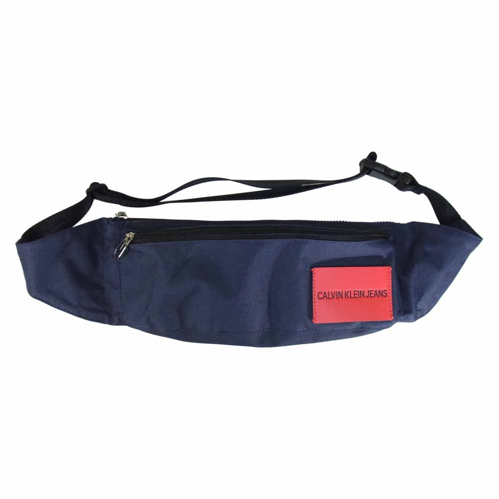 カルヴァンクラインジーンズ ロゴ パッチ ボディ バッグ ネイビー系【美品】【中古】