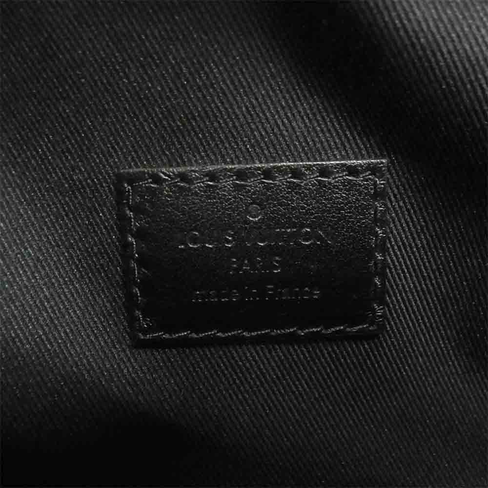 LOUIS VUITTON ルイ・ヴィトン 19SS M44444 モノグラム ギャラクシー ディスカバリー バムバッグ ブラック系 ホワイト系【極上美品】【中古】