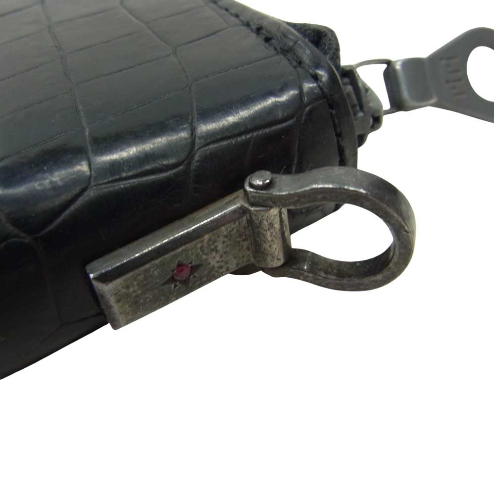 イサムカタヤマ バックラッシュ クロコ ラウンド ファスナー 長財布 ブラック系【中古】