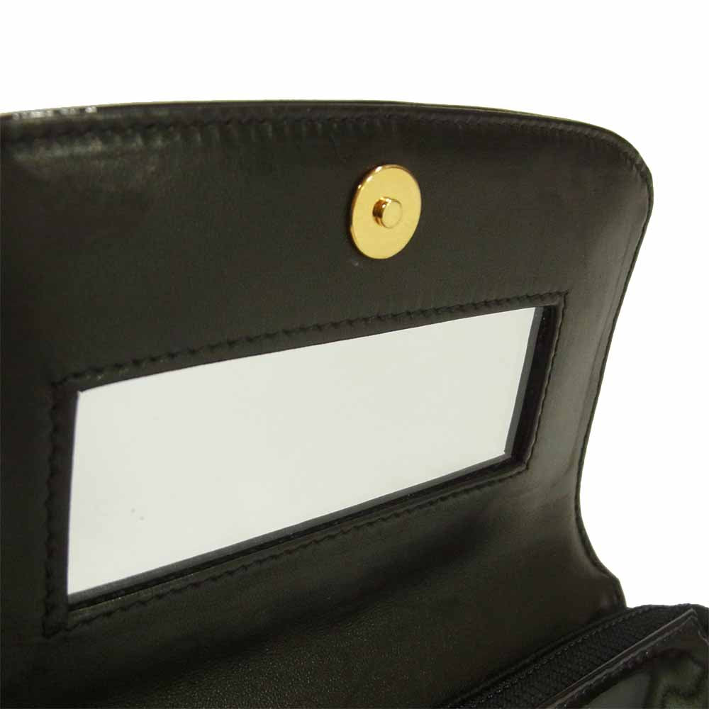 CHANEL シャネル 4889652 エナメル コスメ 化粧 ポーチ イタリア製 ブラック系【中古】