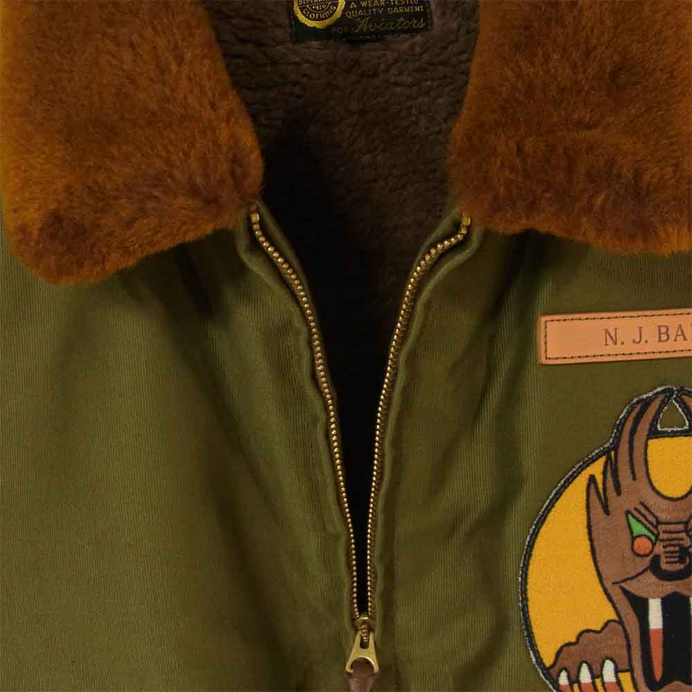 TOY'S McCOY トイズマッコイ B-10 ROUGH WEAR CLOTHING SCREAMIN DEMONS マリリンモンロー プリント フライトジャケット カーキ系 42【美品】【中古】