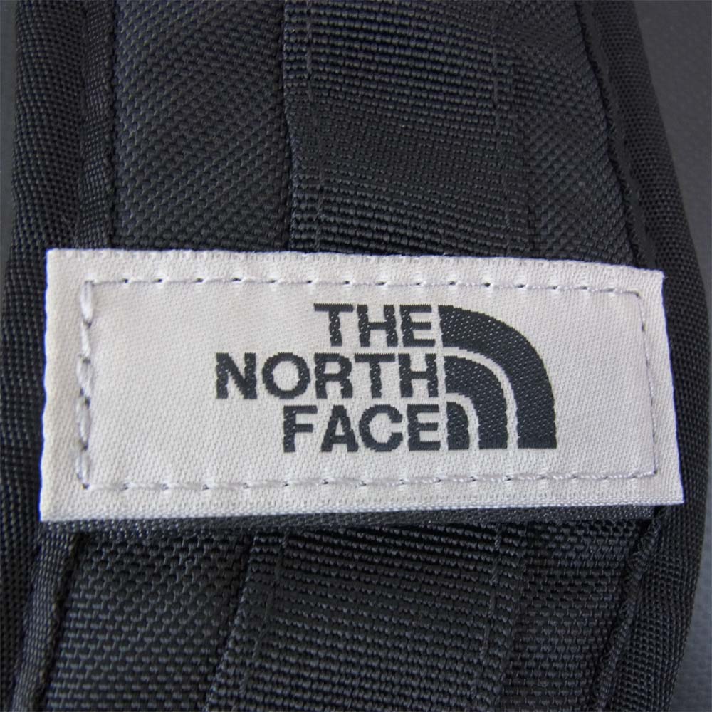 THE NORTH FACE ノースフェイス BASE CAMP DUFFLE ベースキャンプ ダッフル バッグ M ブラック系【中古】