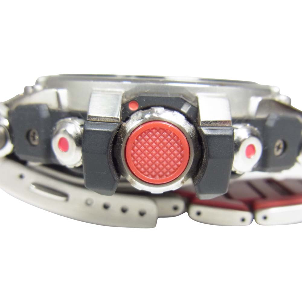 CASIO G-SHOCK カシオ ジーショック MTG-S1000D-1A4JF MT-G 電波ソーラー 時計 シルバー系【中古】