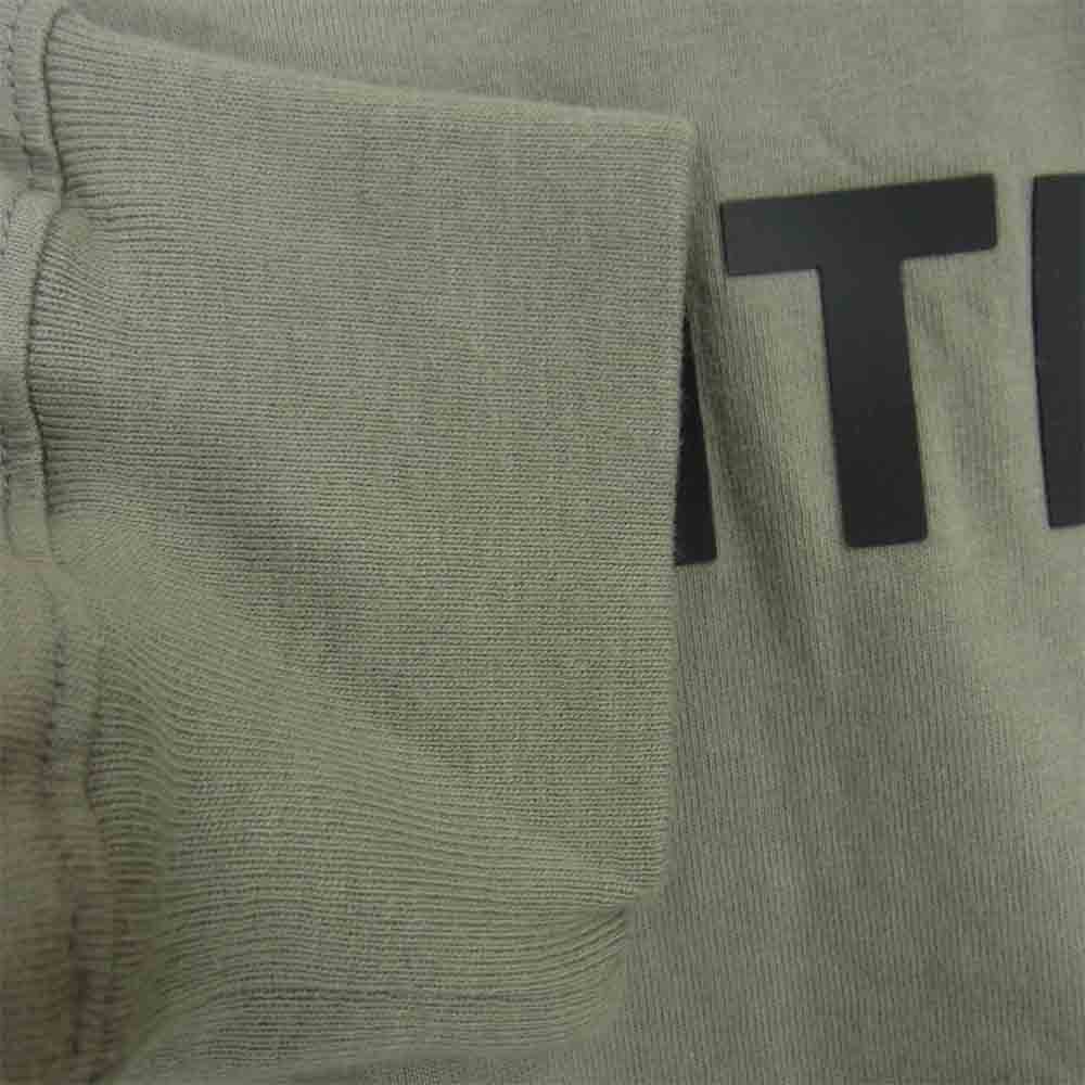 FEAR OF GOD フィアオブゴッド ESSENTIALS Boxy Long Sleeve T-Shirt Applique Logo エッセンシャル ボクシー ロングスリーブ アップリケ ロゴ Tシャツ グレー系 L【美品】【中古】
