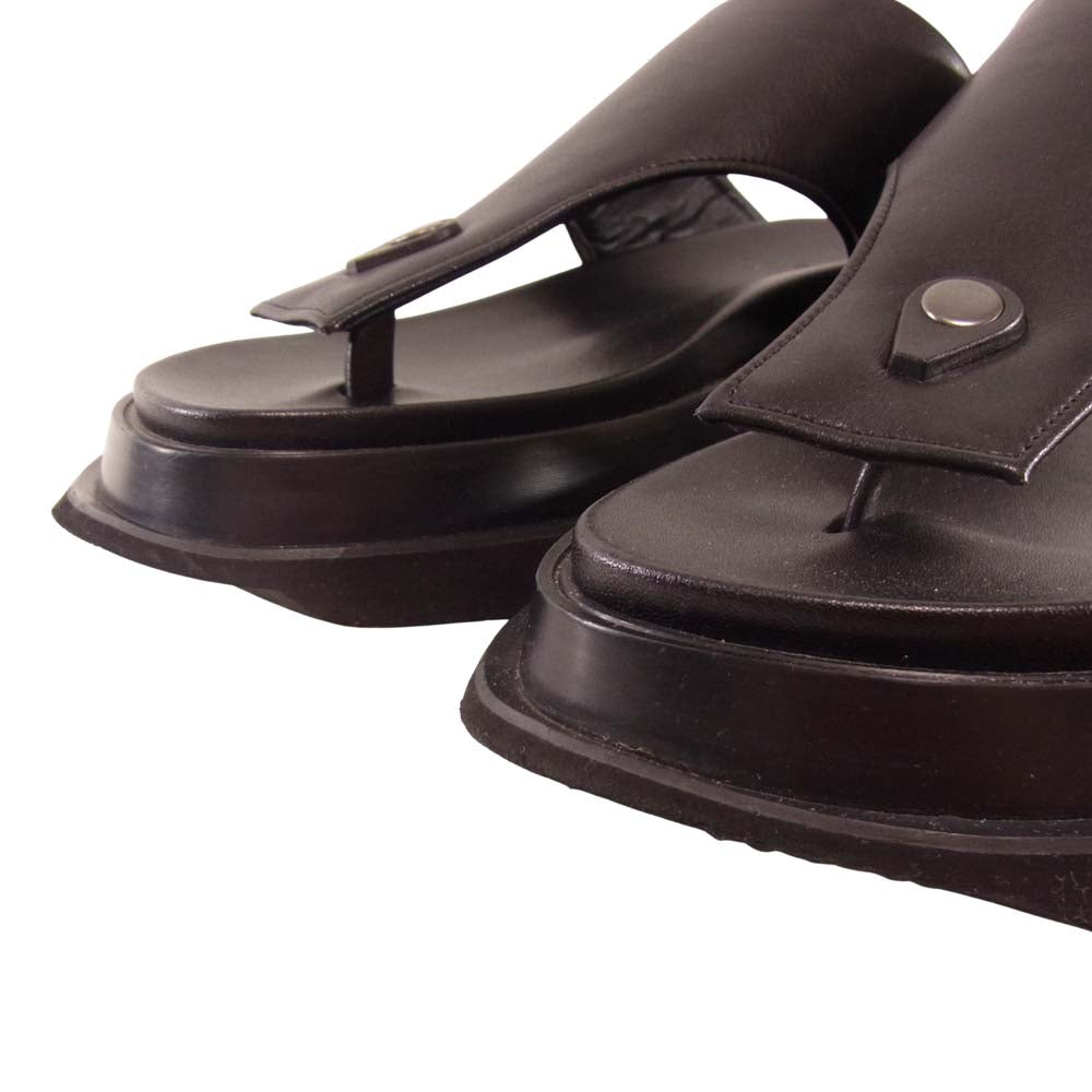 JULIUS ユリウス 19SS 657FWM4 COATED CLOTH OVERLAYING THONG SANDALS レザー サンダル ブラック系 7【中古】