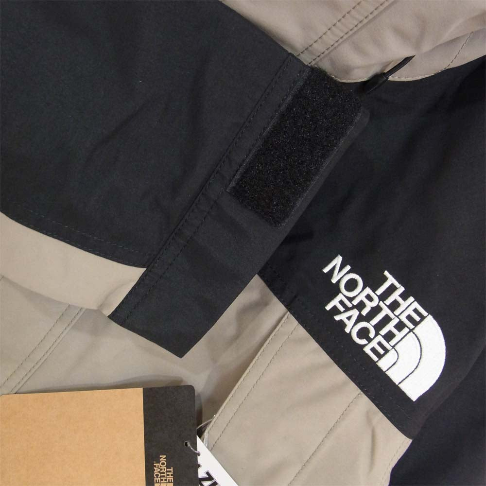 THE NORTH FACE ノースフェイス NP11834 Mountain Light Jacket マウンテン ライト ジャケット ミネラルグレー L【新古品】【未使用】【中古】
