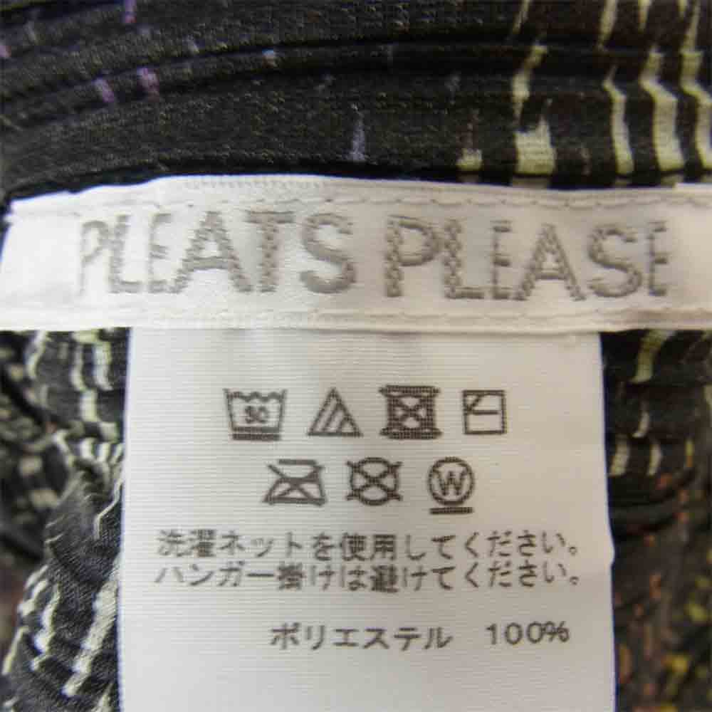 プリーツプリーズ ISSEY MIYAKE イッセイミヤケ PP03-JT672 横プリーツ 総柄 変形 フレア トップス ブラック系 3【美品】【中古】