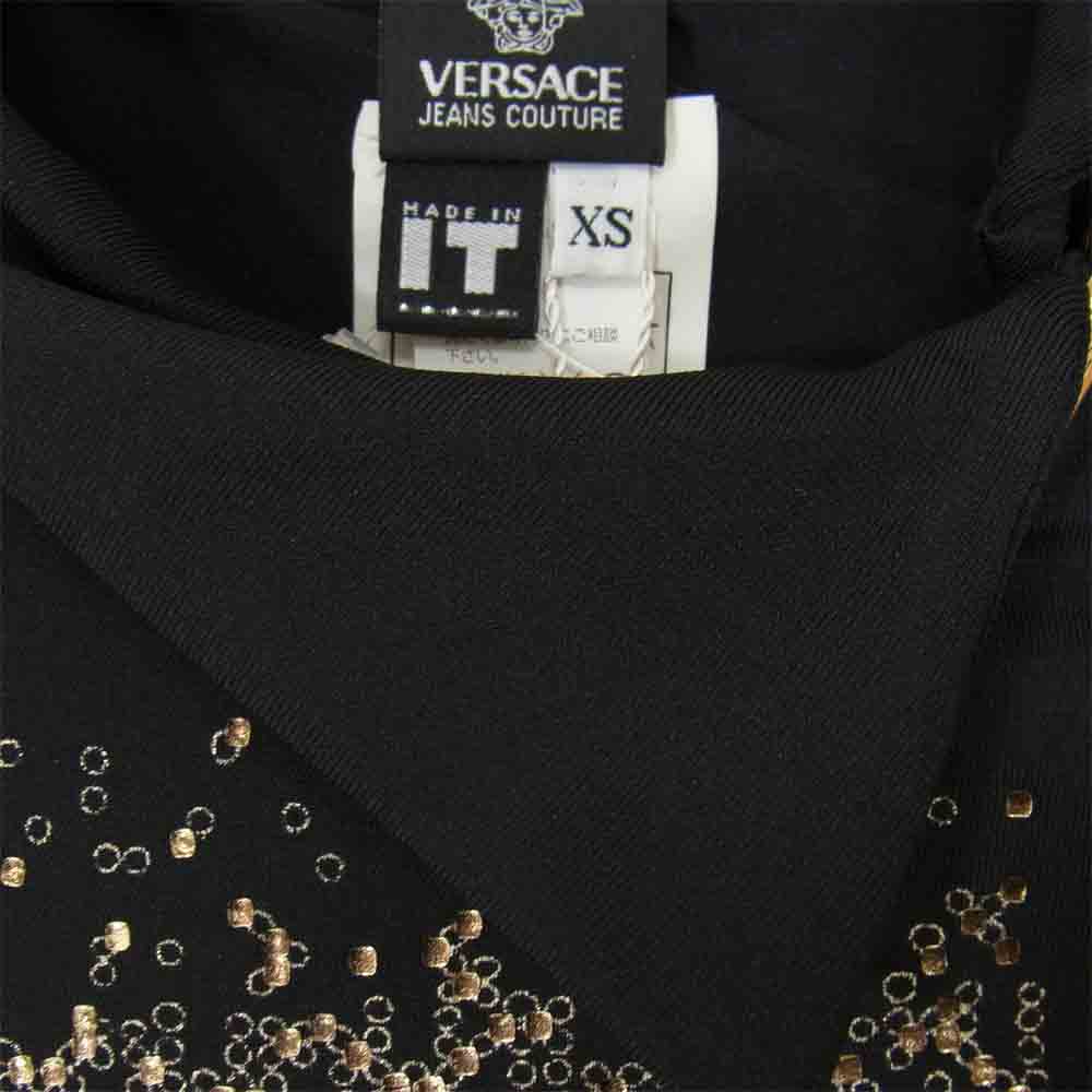 VERSACE ヴェルサーチ 055-75-37108 MADE IN ITALY 金具 プレート 装飾 カットショルダー デザイン カットソー ブラック系 XS【新古品】【未使用】【中古】