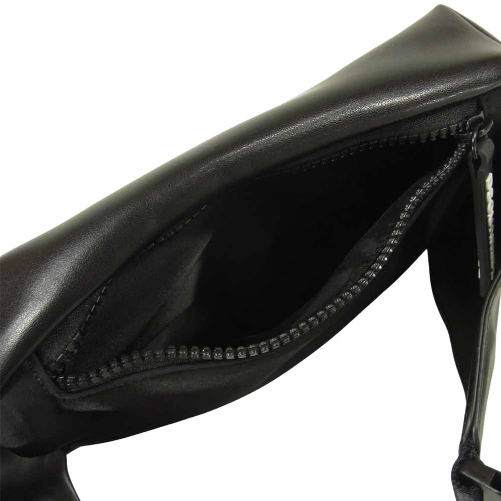 DSQUARED2 ディースクエアード S82BB0011 Bum Bag バム バッグ ボディバッグ レザー 牛革 中国製 ブラック系【美品】【中古】