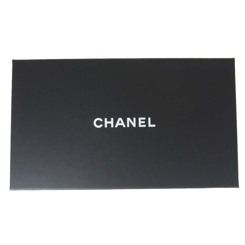 CHANEL シャネル  A80815 ボーイシャネル マトラッセ キャビアスキン ラウンド ジップ ファスナー 長財布 グレー系【中古】