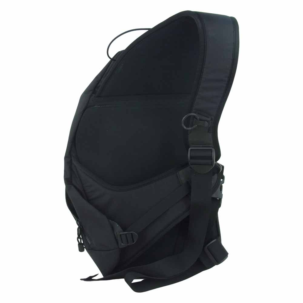 ARC'TERYX アークテリクス Quiver クイバー ショルダー バッグ フィリピン製 ブラック系【中古】