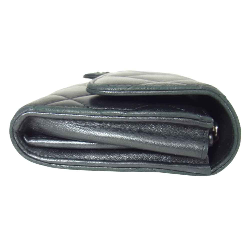CHANEL シャネル AP0241 マトラッセ ココマーク キルティング 長財布 ブラック系【中古】